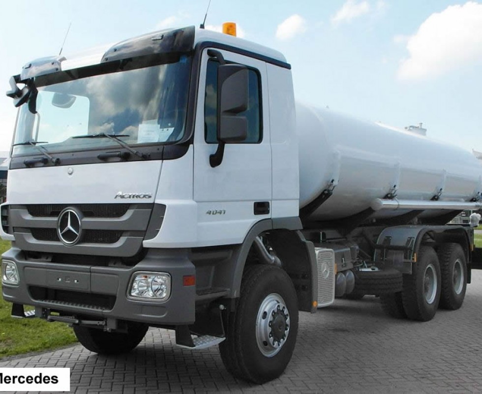 actros-4041-a-22-980x800